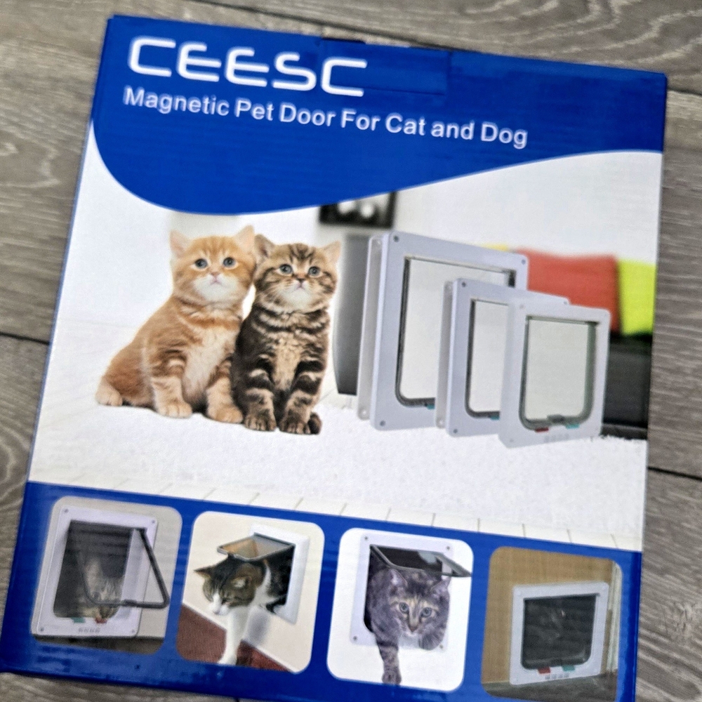 CEESC Magnetic Pet Door for Cats and Dogs